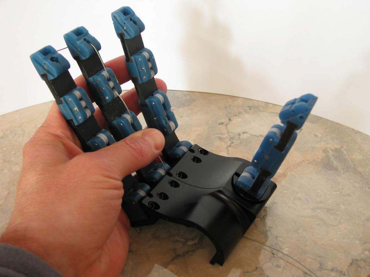 Compliant robot finger fabrication