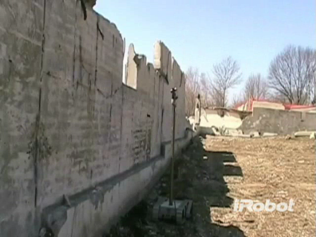 Zipper Mast Half Deployed on an iRobot Packbot