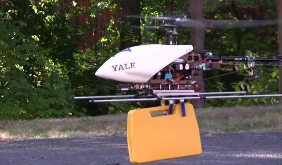 Yale aerial manipulator with compliant SDM gripper