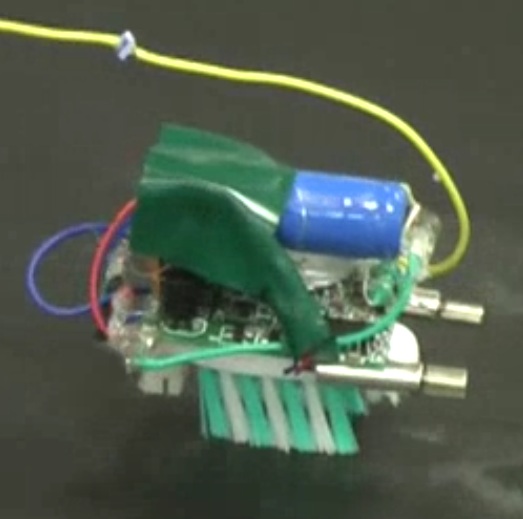 Steerable RC Bristlebot