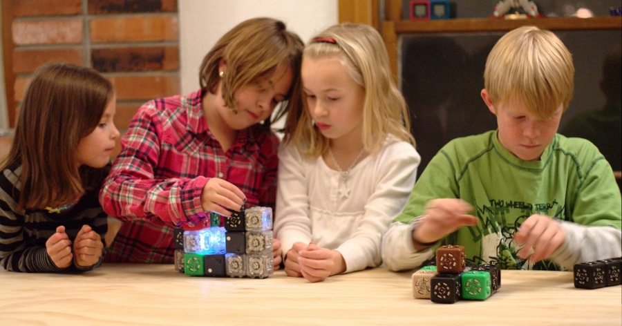 Children love Cubelets