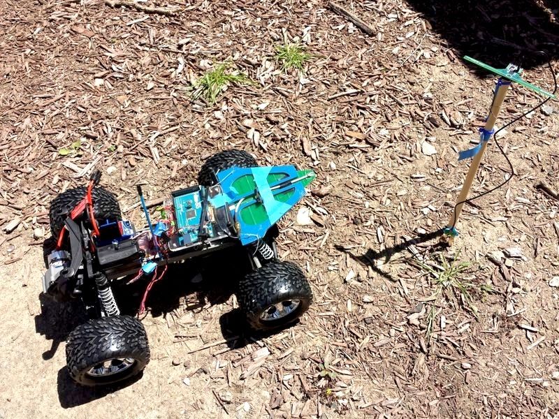 Ground Vehicle reading long-range RFID tag