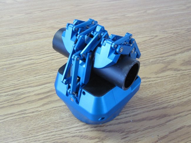 Robotiq robot hand called "Adaptive Gripper" with under-actuated fingers