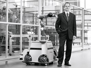 OmniRob: Kuka Robotics Omnidirectional Platform for Mobile Manipulation